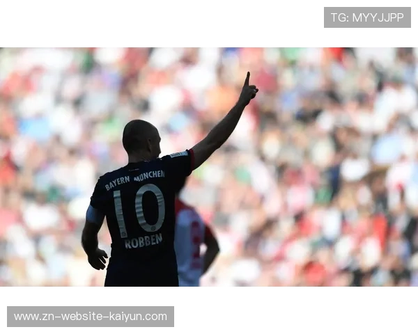 终场哨响，拜仁球员呆立场地目送奥格斯堡庆祝